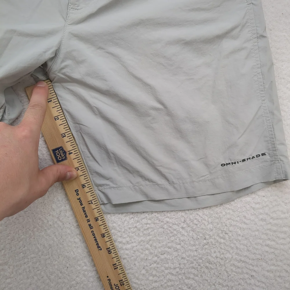 Columbia PFG Omni-Shade Cargo Shorts Mens Small Outdoor Hiking Fishing Nylon